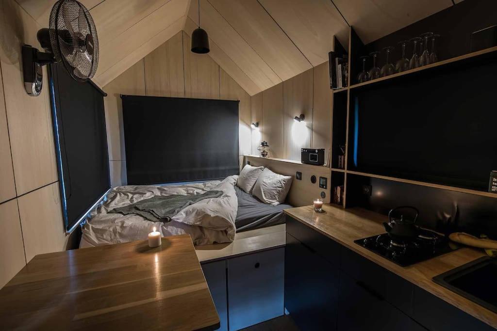 L'Envolee Ecolodge, Tiny House Au Coeur Des Vignes Loches-sur-Ource 外观 照片